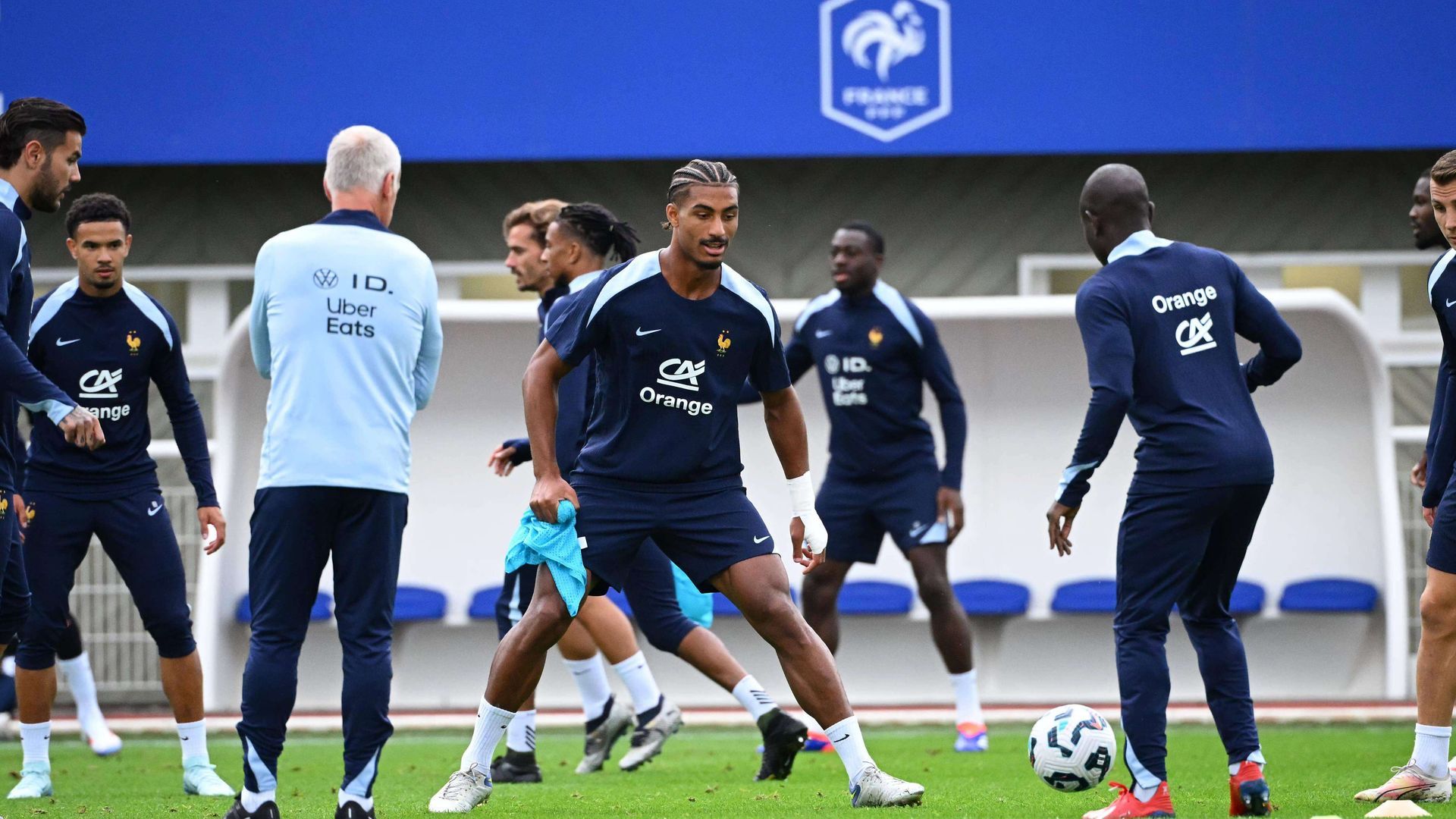 176550_0184.jpg 176550_0184.jpg