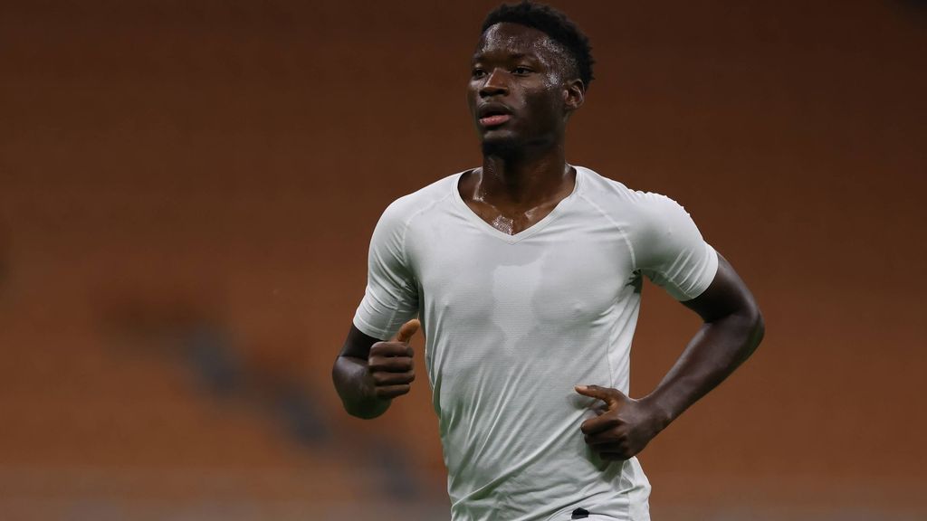 Así juega Lucien Agoumé, el centrocampista que interesa al Sevilla FC