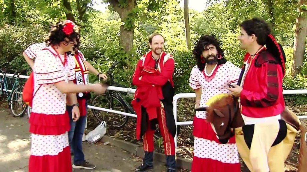 Unos aficionados se quedan sin ver a la Selección Española por un timo: "Nos hemos dejado 1.500€"