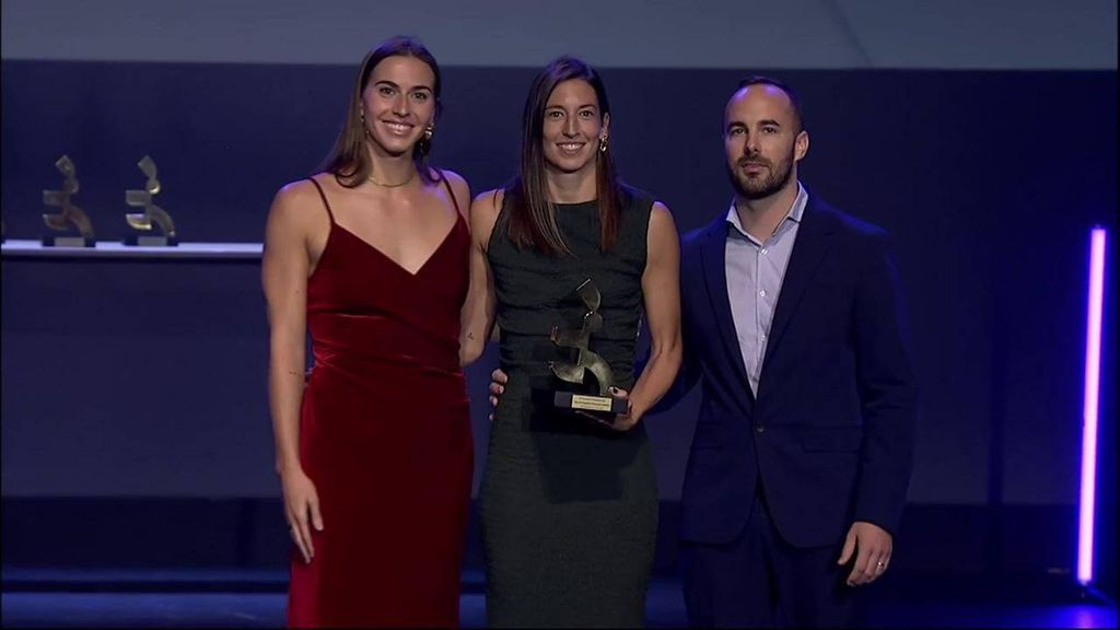 II Gala Desmarcadas; La Selección Española de Waterpolo recibe el premio