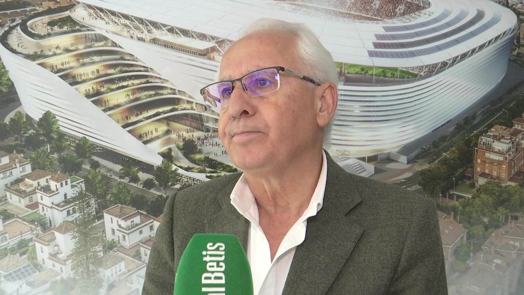 El director general corporativo del Real Betis, Federico Martínez Feria, explica los avances en el Benito Villamarín