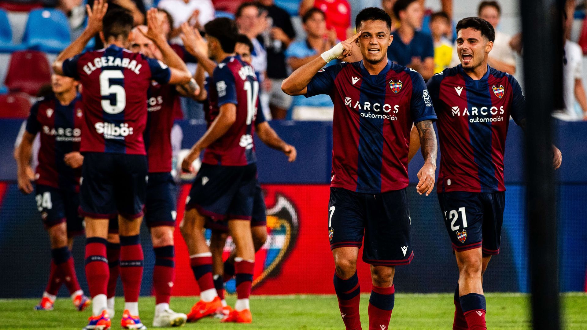 20240824_j2_levante_ud_cadiz_cf_redes_403.jpg 20240824_j2_levante_ud_cadiz_cf_redes_403.jpg