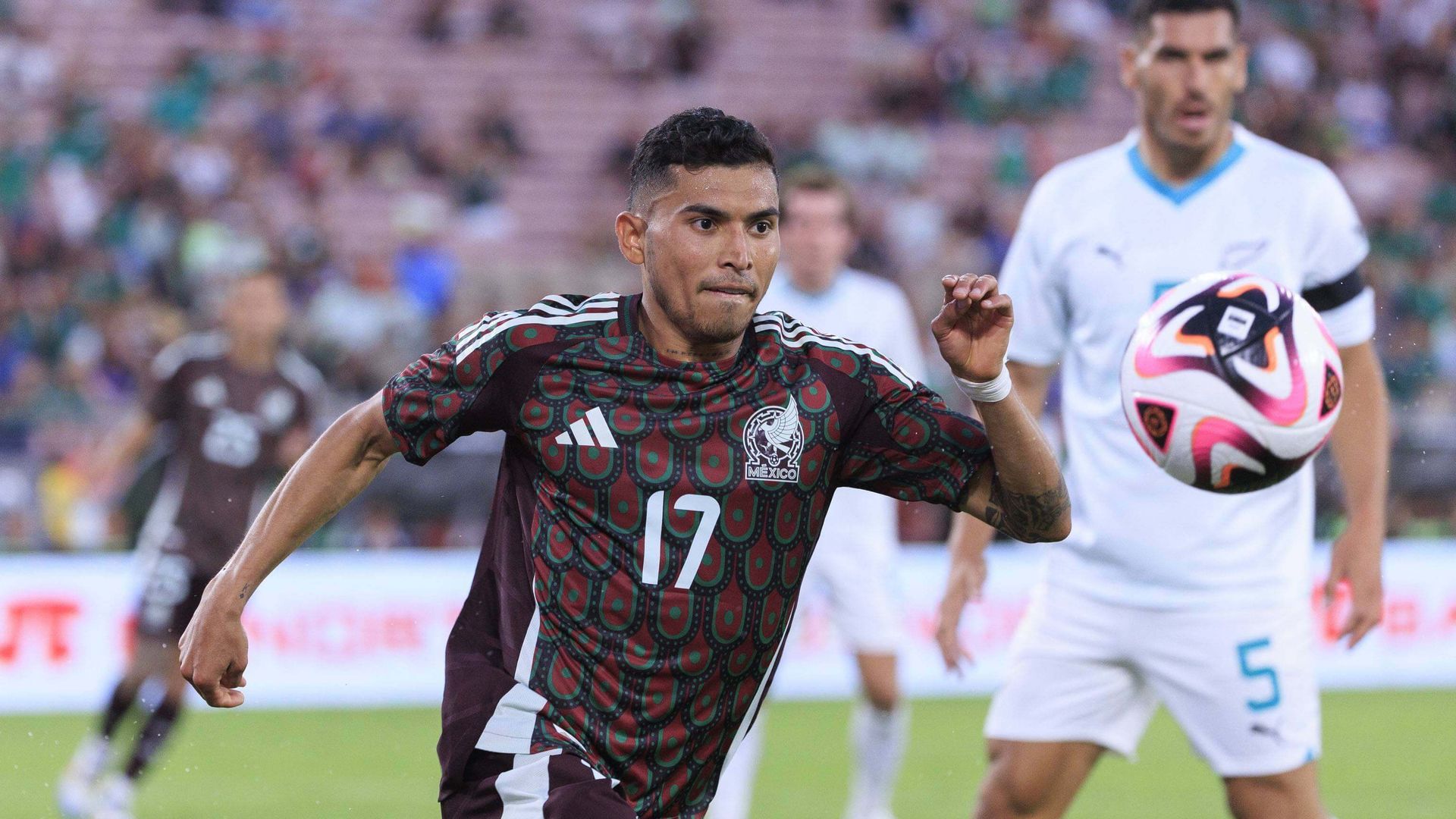 20240907_zaa_p124_034jpg_001.jpg 20240907_zaa_p124_034jpg_001.jpg