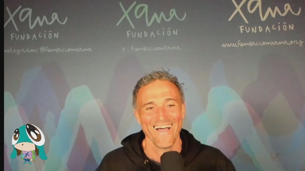 El show de Luis Enrique en el directo: de la interrupción de su perro a la recomendación para un estudiante