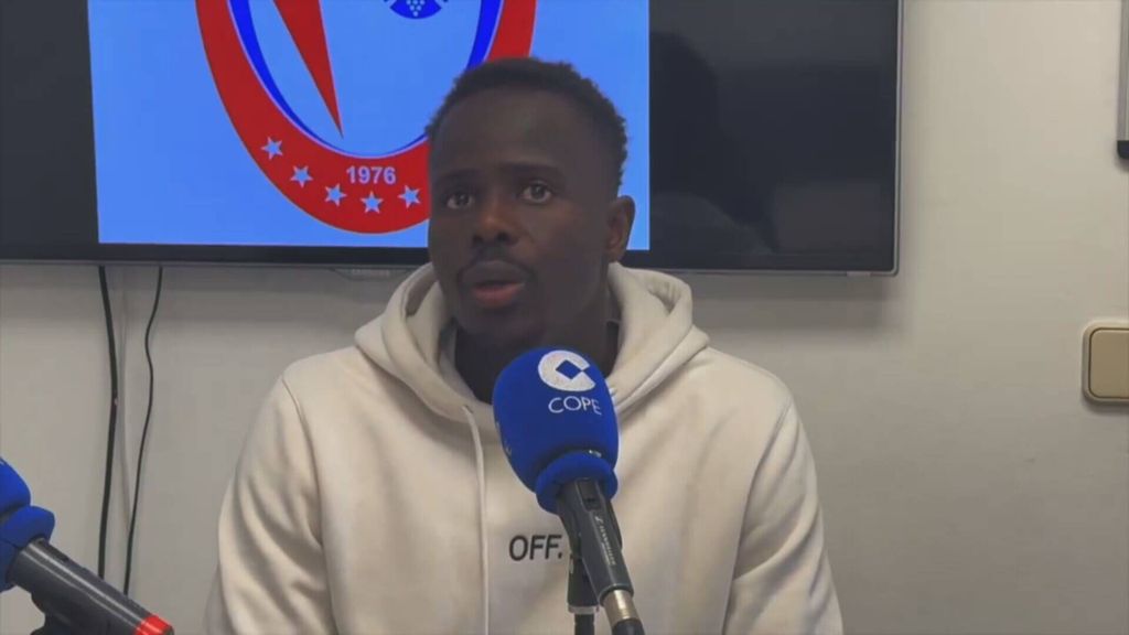 Cheikh Sarr rompe su silencio tras los insultos racistas que vivió en Sestao: "No me parece justo"