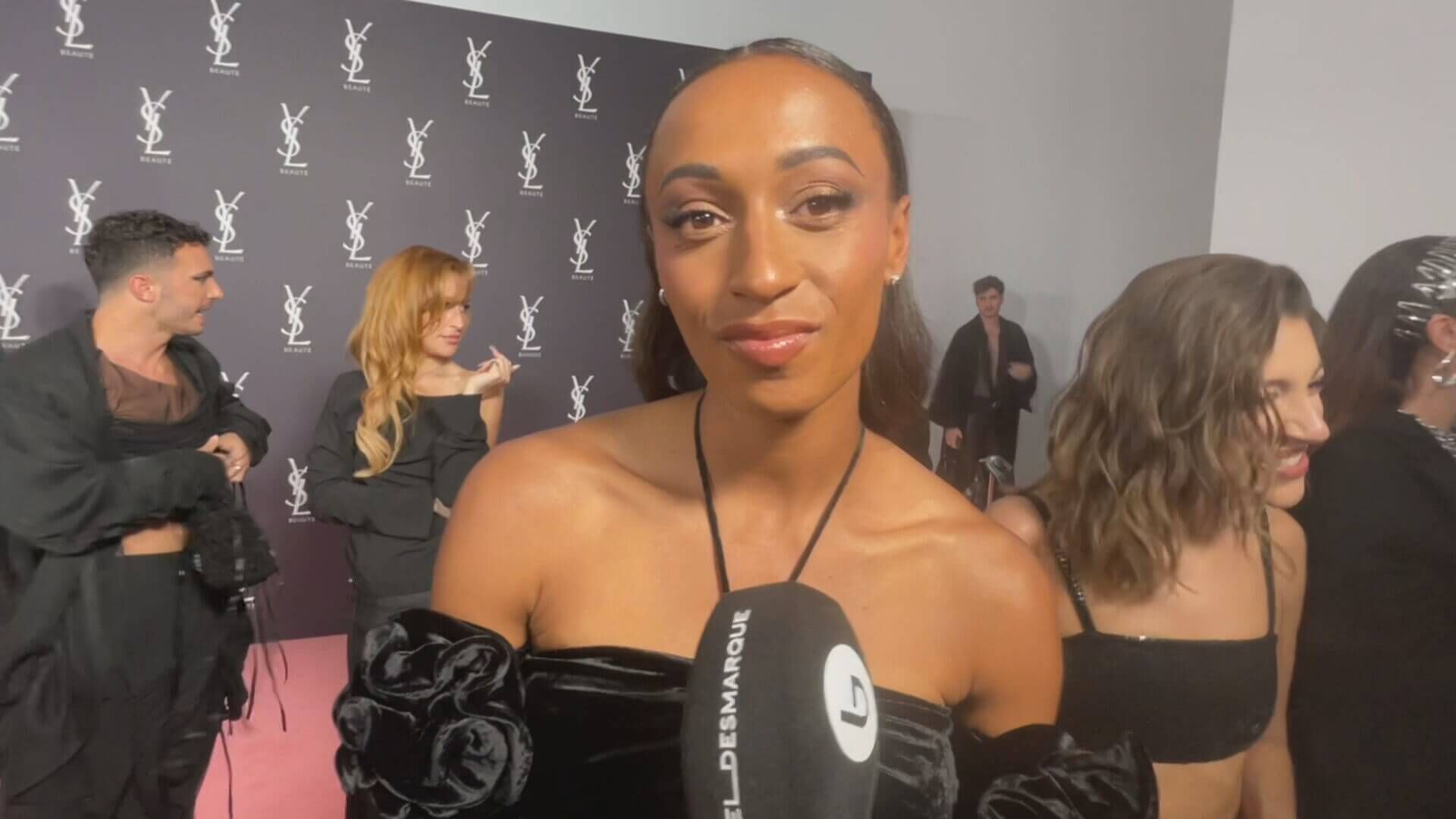 240411_edw_yves_saint_laurent_ana_peleteiro_mishel_gerzig_frame_1551jpeg_001.jpeg 240411_edw_yves_saint_laurent_ana_peleteiro_mishel_gerzig_frame_1551jpeg_001.jpeg