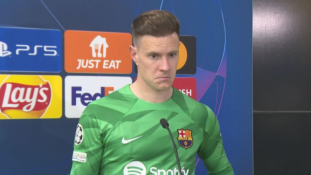 Ter Stegen y Gündogan contradicen el discurso de Xavi sobre Araujo: "Tiene que expulsarlo"