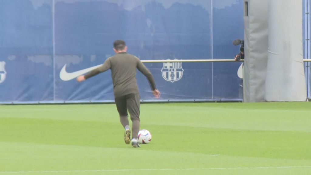 Xavi Hernández refleja en sus tiros a canastas la situación del Barcelona: no le entra ni una