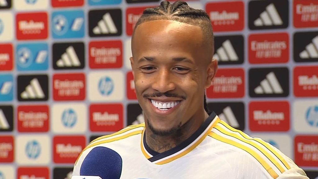 Militao tranquiliza sobre el estado de su rodilla