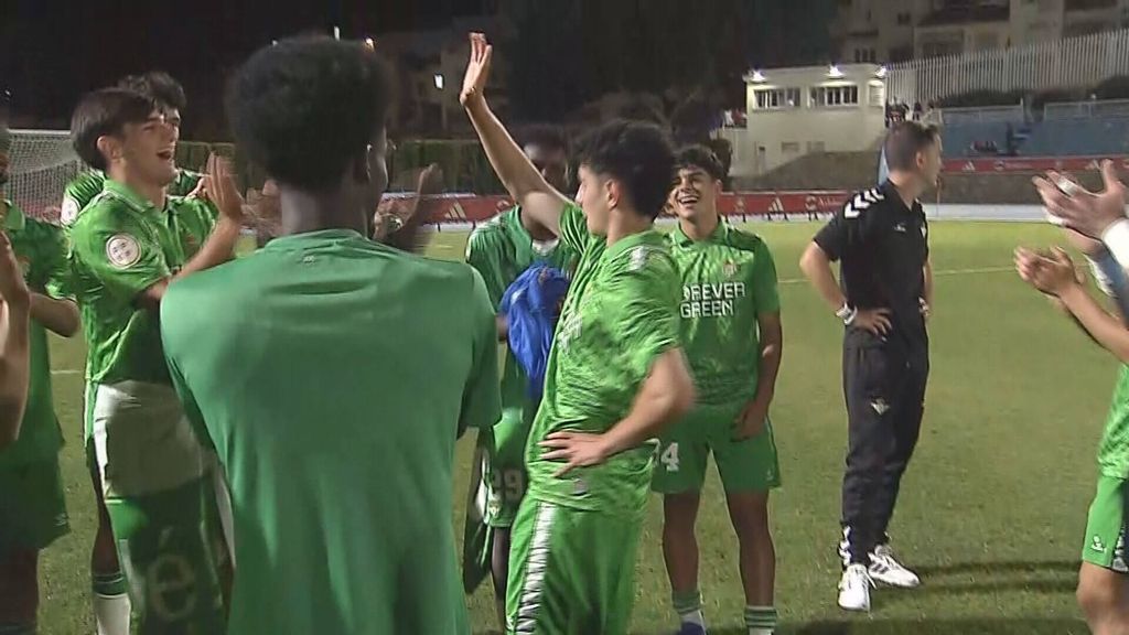 La celebración del Real Betis tras ganar al Sevilla en la Copa de Campeones