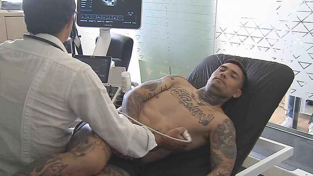 El vacile del Chimmy Ávila tras el reconomiento médico: "Tengo el corazón verdiblanco"