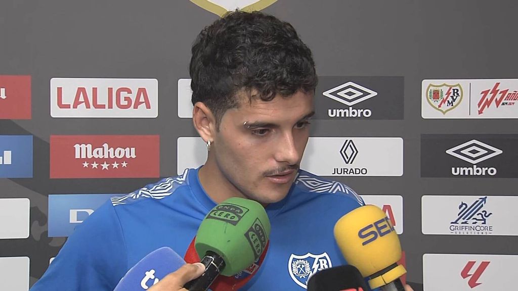 Sergio Camello se entera de la lesión de Marc Bernal