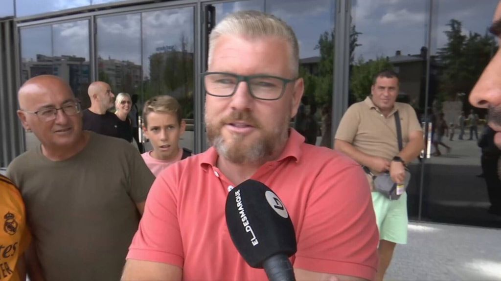 La afición madridista se muestra tranquila a pesar de la diferencia de puntos con el Barcelona