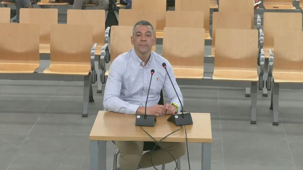 Rubén Rivera niega las presiones a Jenni Hermoso y su conversación con Ana Ecube