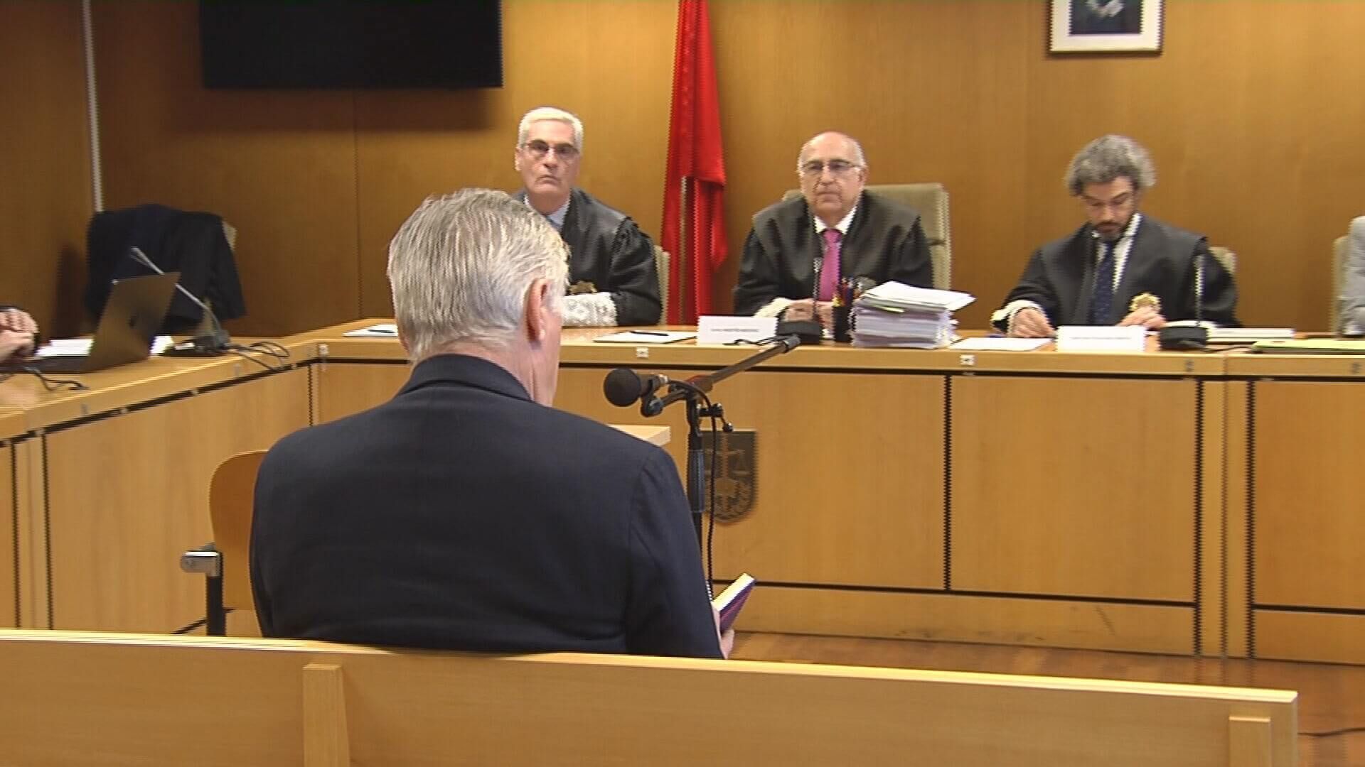 250402_dep_mochila_mudo_ancelotti_juzgados_colmenar_frame_5435jpeg.jpeg 250402_dep_mochila_mudo_ancelotti_juzgados_colmenar_frame_5435jpeg.jpeg