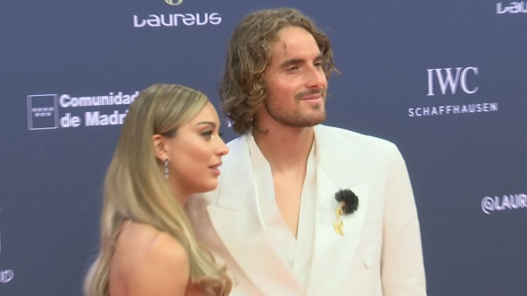 Tsitsipas reivindica su nivel de español tras el vacile de Paula Badosa: "Si entiendo"