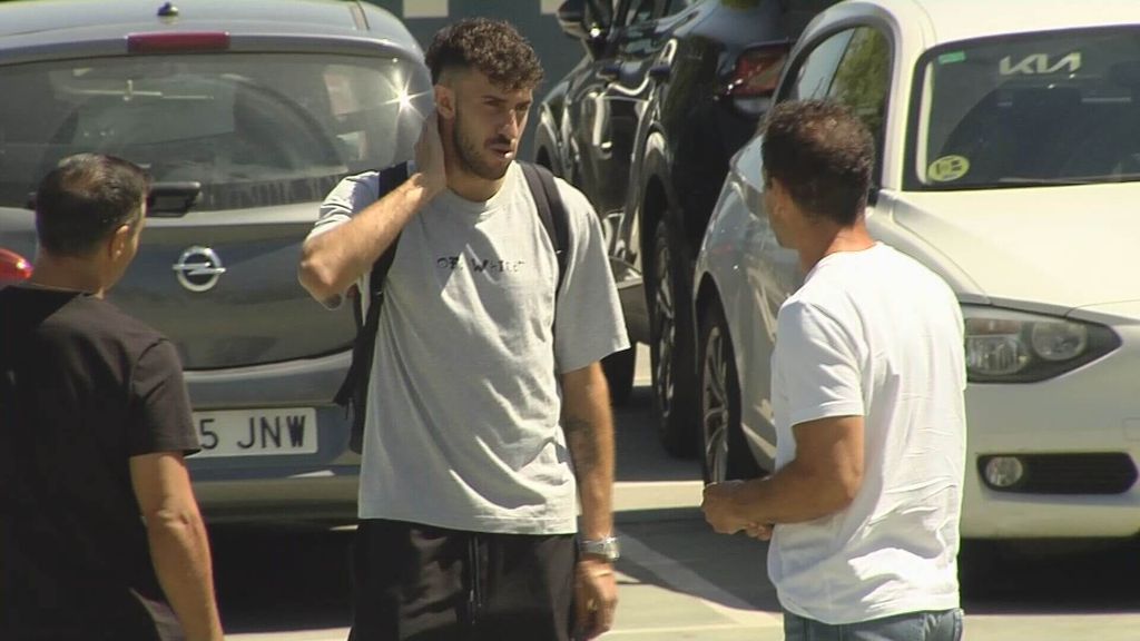 Simeone charla con Matteo Ruggeri