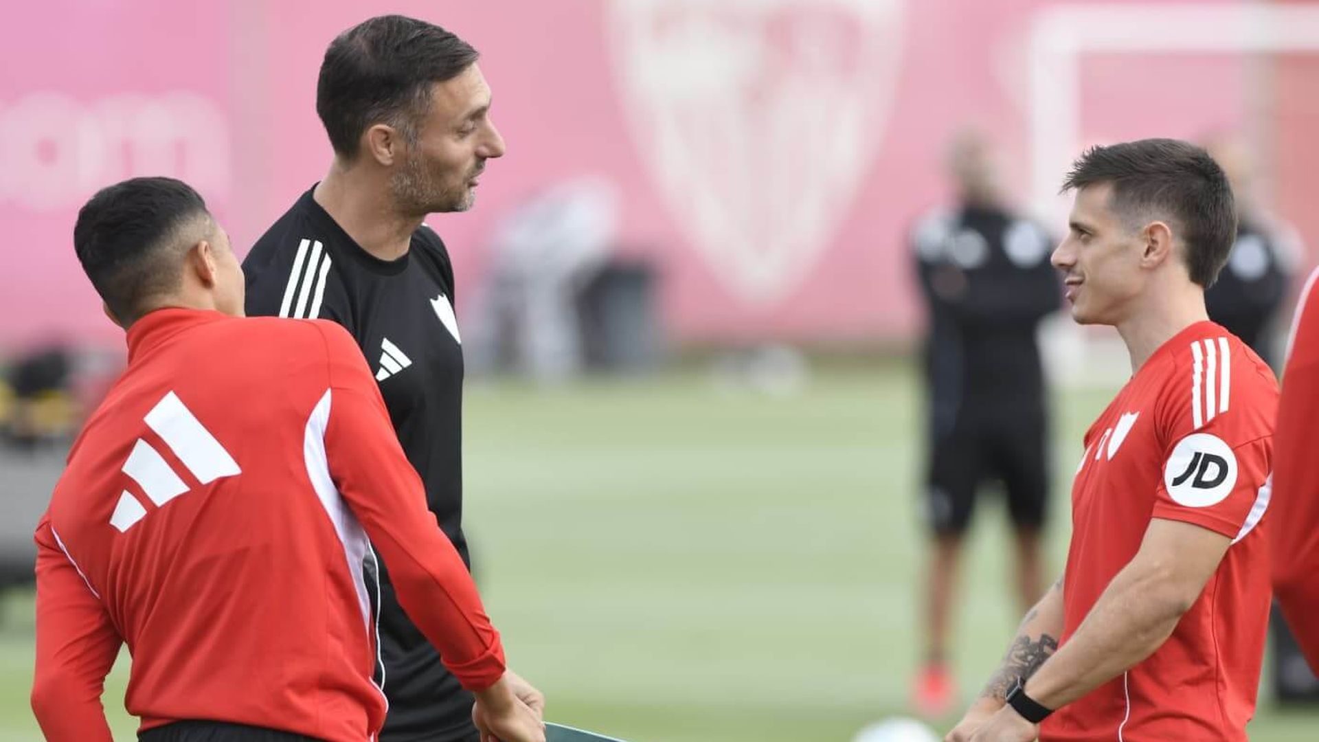 251023_entreno_sevilla_3jpeg.jpeg 251023_entreno_sevilla_3jpeg.jpeg