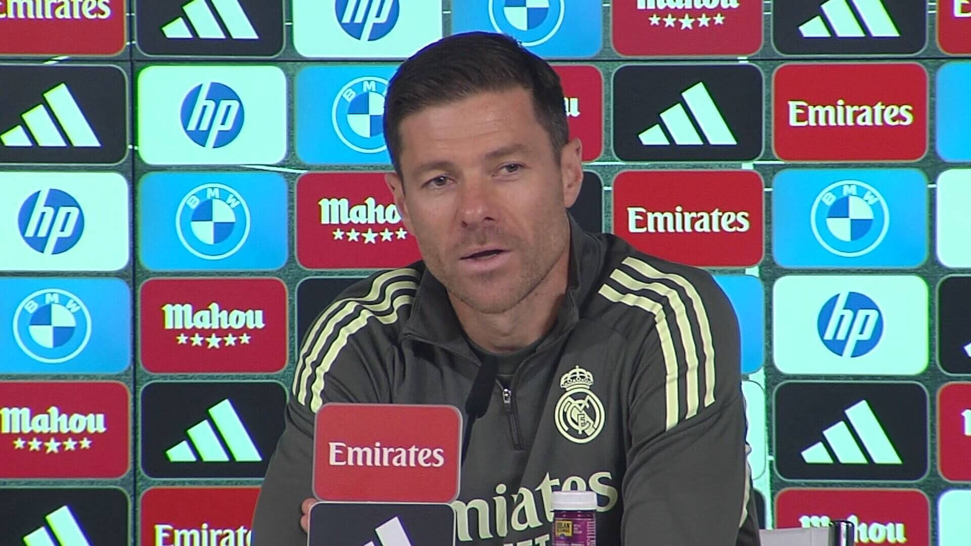 251031_dep_mochila_rp_xabi_alonso_frame_15934jpeg.jpeg 251031_dep_mochila_rp_xabi_alonso_frame_15934jpeg.jpeg