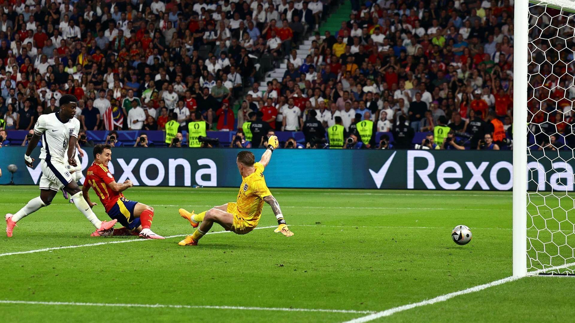 4c1ad39dd47a5e0ca374fb93050cfd87efde7250w.jpg 4c1ad39dd47a5e0ca374fb93050cfd87efde7250w.jpg