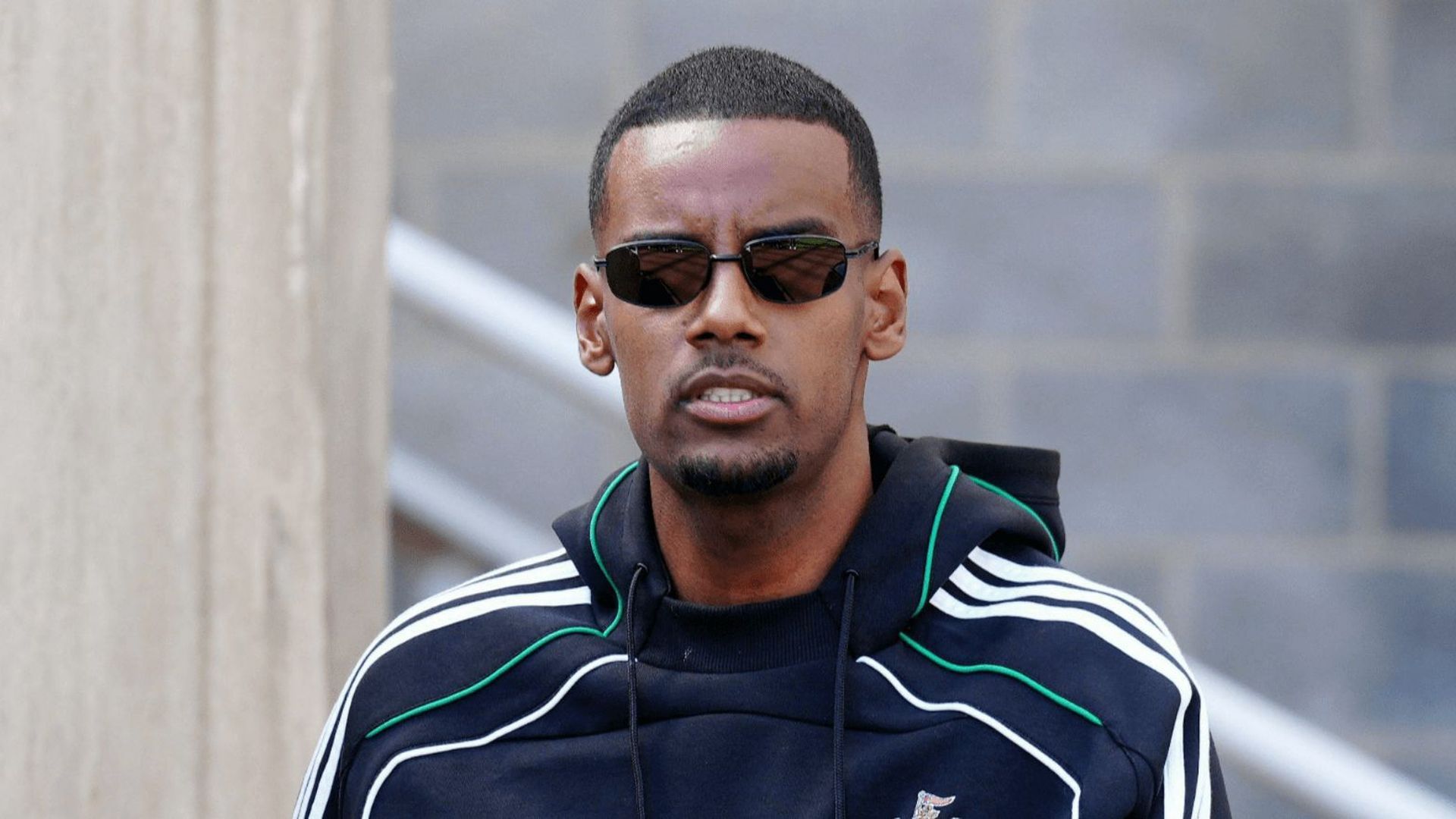 80372589png_001.png 80372589png_001.png