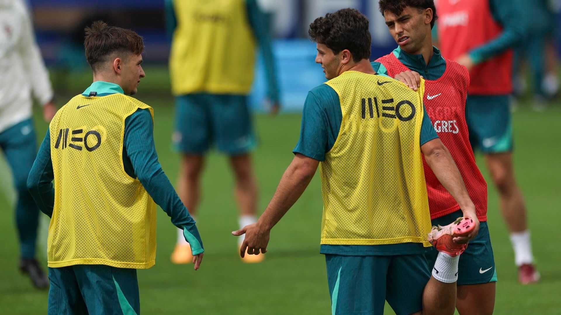 998e2ae27eeec763de7fa2f537149daf02a28d10wjpg_001.jpg 998e2ae27eeec763de7fa2f537149daf02a28d10wjpg_001.jpg