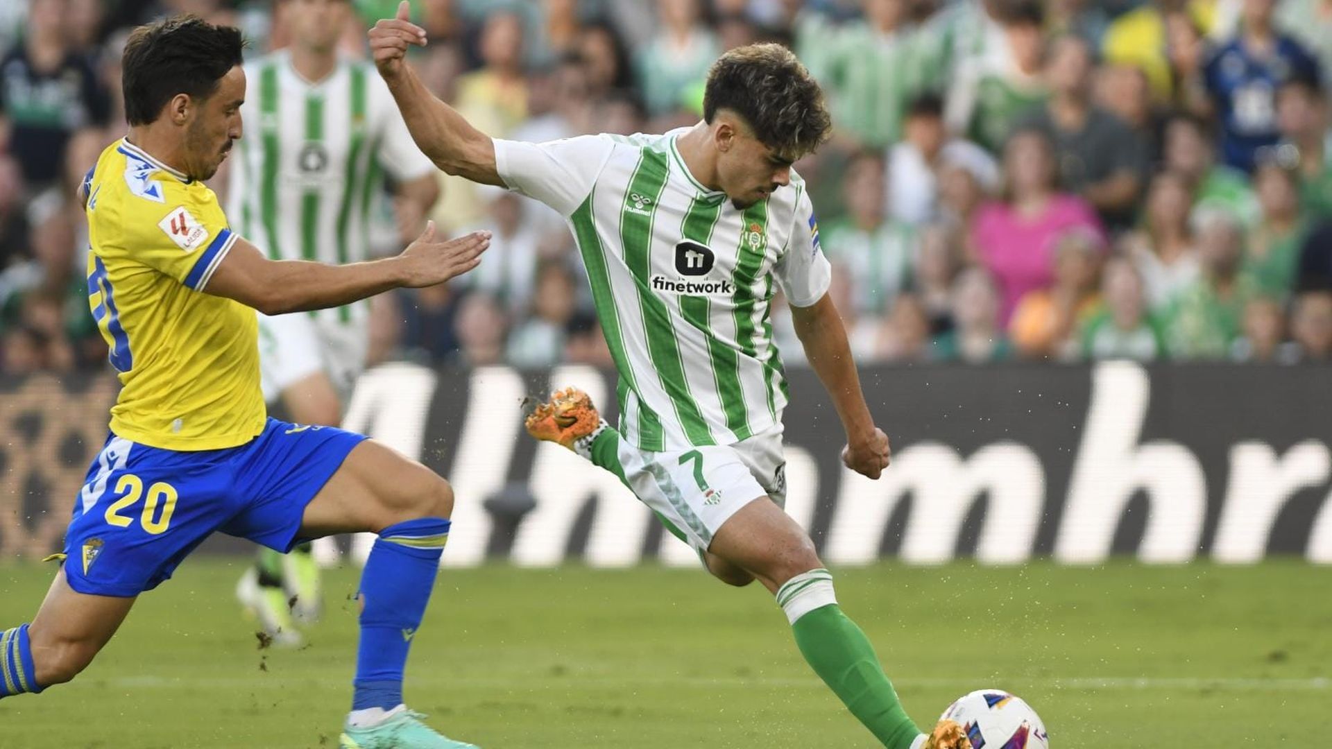 abde_ante_el_cadiz_foto_kiko_hurtado.jpeg abde_ante_el_cadiz_foto_kiko_hurtado.jpeg