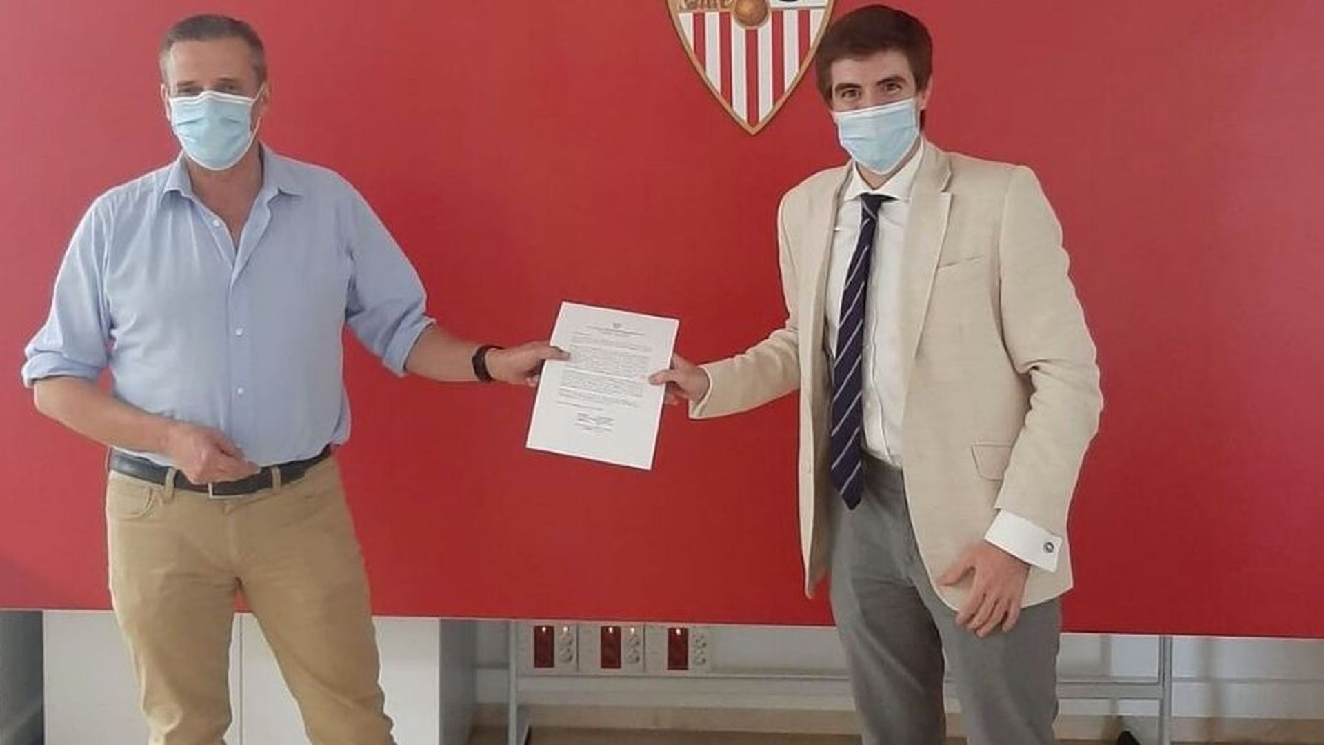 accionistas_unidos.png accionistas_unidos.png