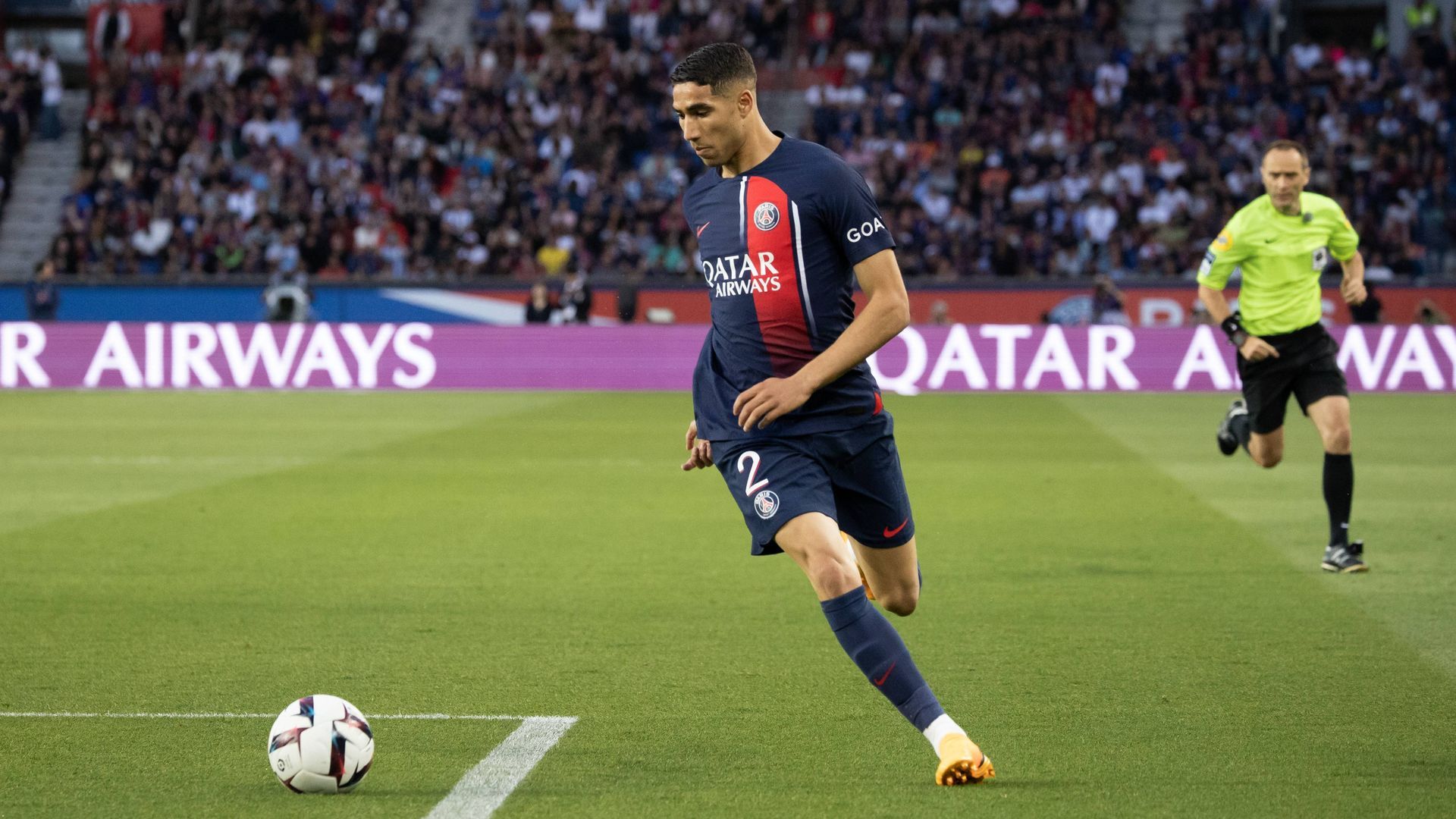 achraf_hakimi_en_un_partido_con_el_psg_foto_cordon_press_001.jpg achraf_hakimi_en_un_partido_con_el_psg_foto_cordon_press_001.jpg