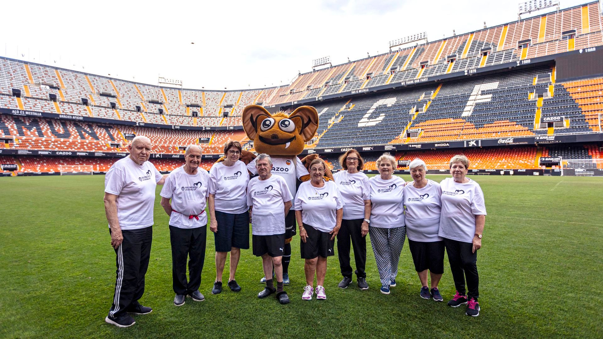 actos_solidarios_de_la_fundacion_del_valencia_cf_019.JPG