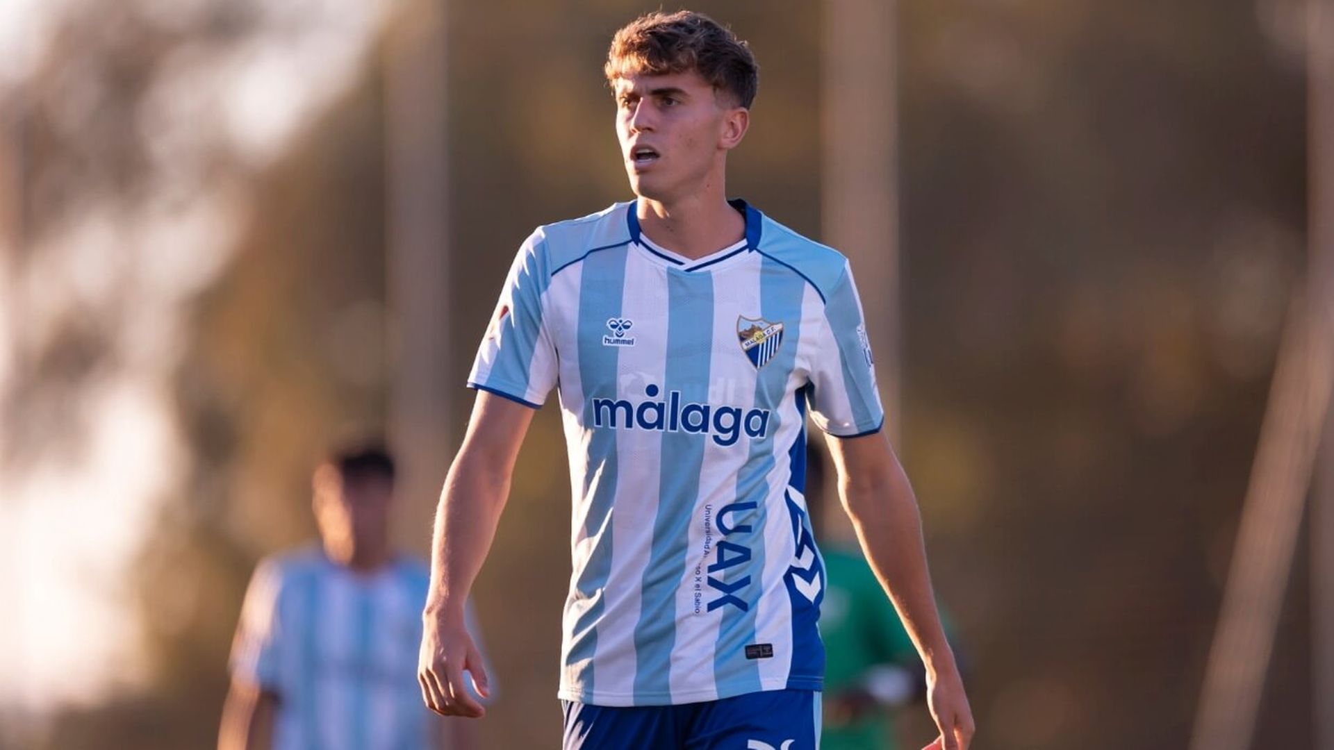 adrian_nino_durante_su_estreno_con_el_malaga_foto_mcf_001.jpg adrian_nino_durante_su_estreno_con_el_malaga_foto_mcf_001.jpg