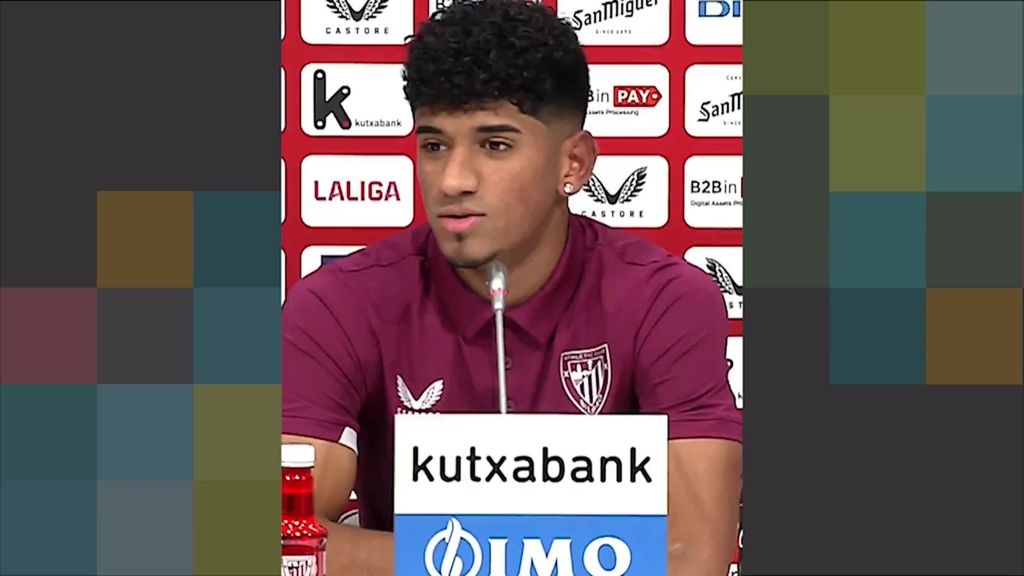 Adu Ares ha renovado con el Athletic: "Estoy muy feliz por la confianza"