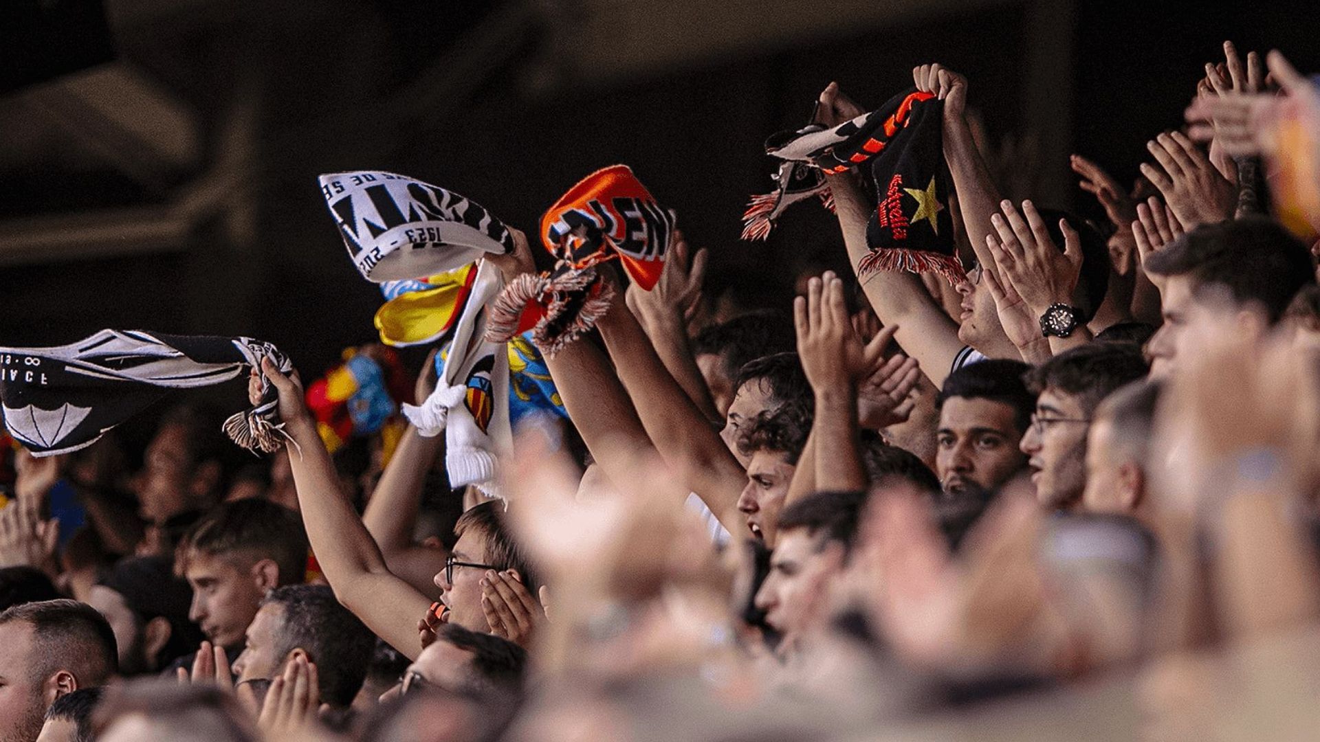 aficion_del_valencia_cf_en_mestalla_001.png