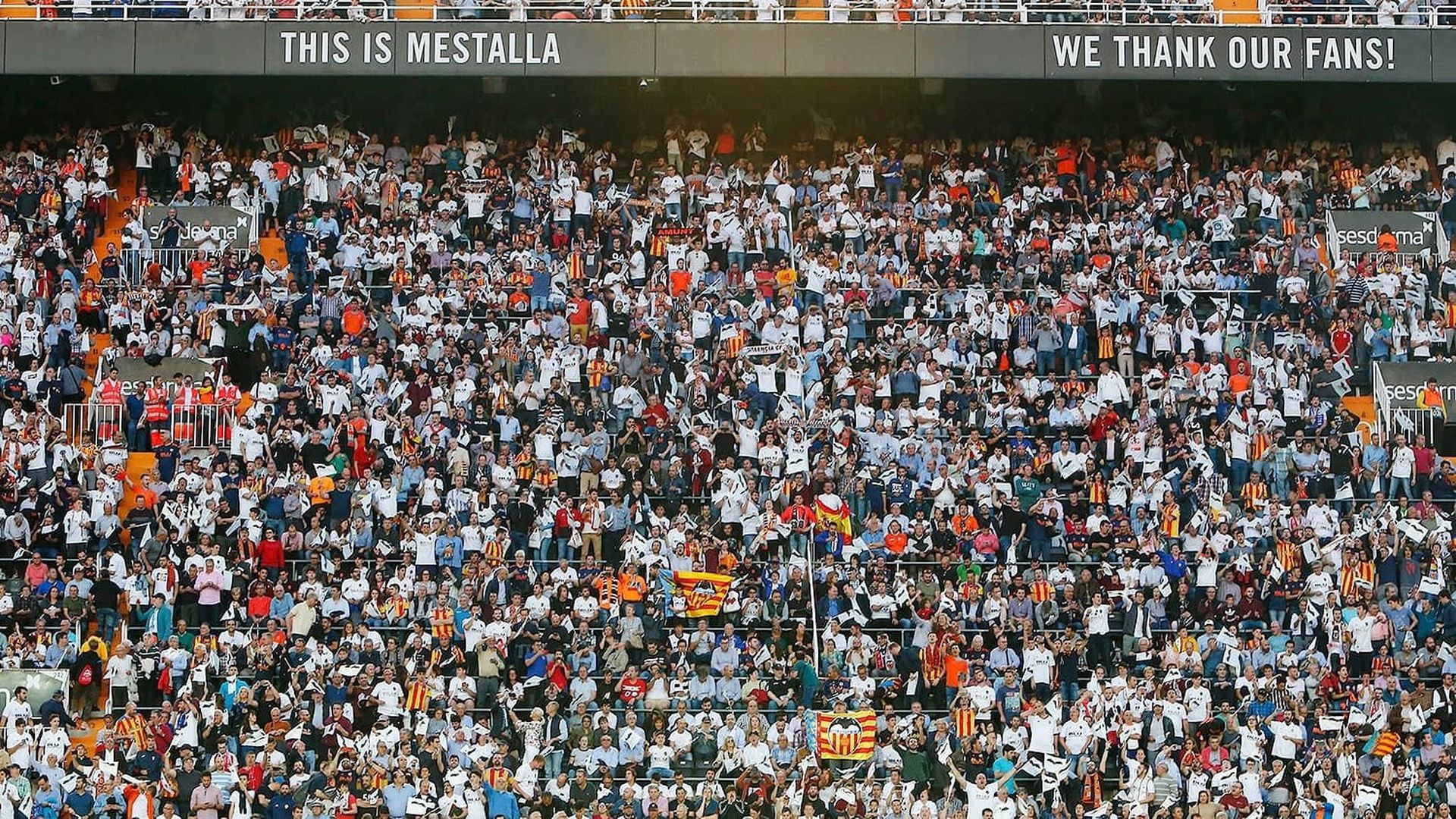 aficion_en_mestalla_foto_valencia_cf_001.jpeg