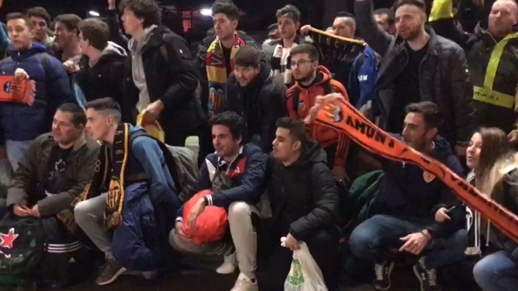 La afición del Valencia pone rumbo a Italia