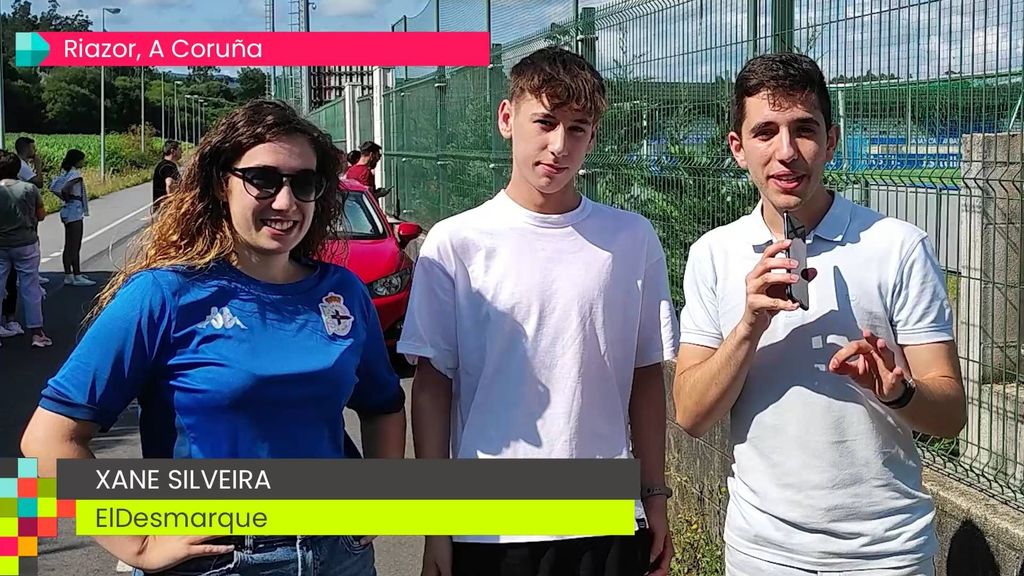 Aficionados del Deportivo ven el entrenamiento en Abegondo y opinan sobre el nuevo equipo