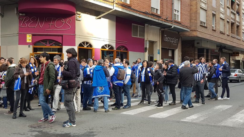 Mirandés - Real Sociedad: Gran ambiente en las calles de Miranda entre las dos aficiones