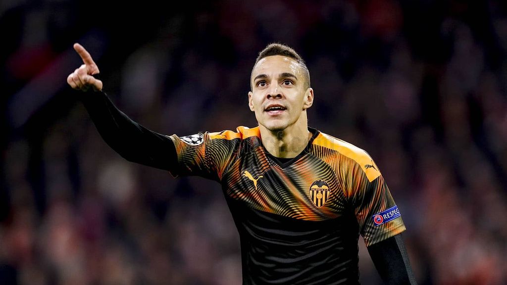 Ajax 0-1 Valencia: Gol de Rodrigo