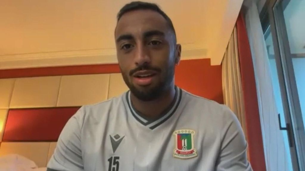 Carlos Akapo y el sueño de un fútbol sin racismo: "Lleno de respeto y que la gente venga a disfrutar"