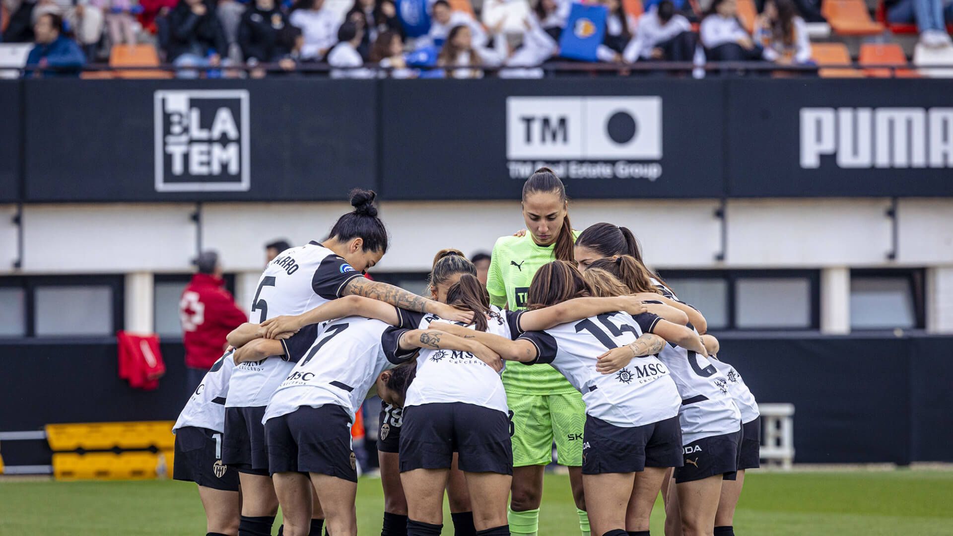 al_valencia_cf_femenino_solo_le_vale_ganar_y_esperar.jpg