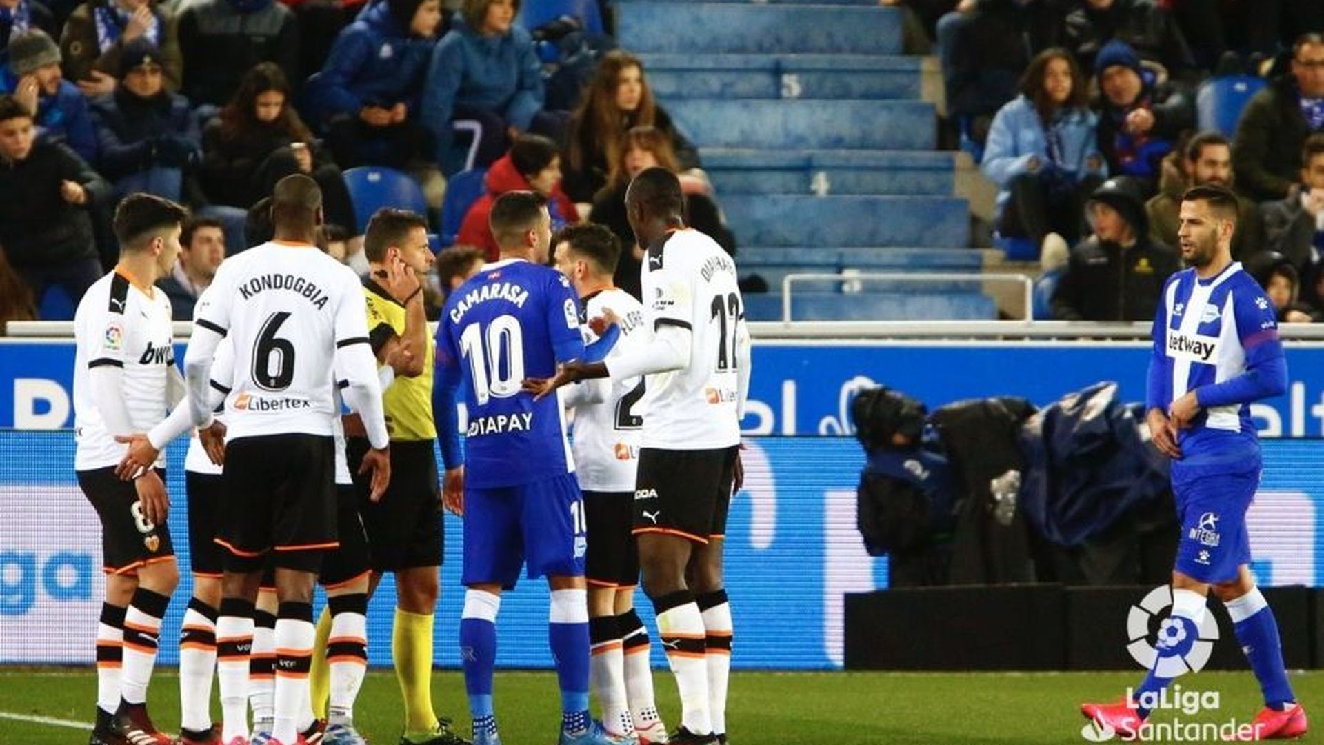 alaves_valencia_foto_laliga_001.jpeg