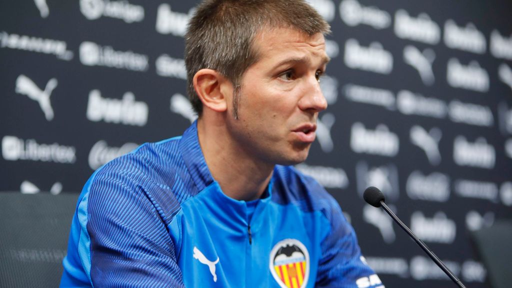 Rueda de prensa previa al Barcelona-Valencia de Celades al completo (13-09-19)