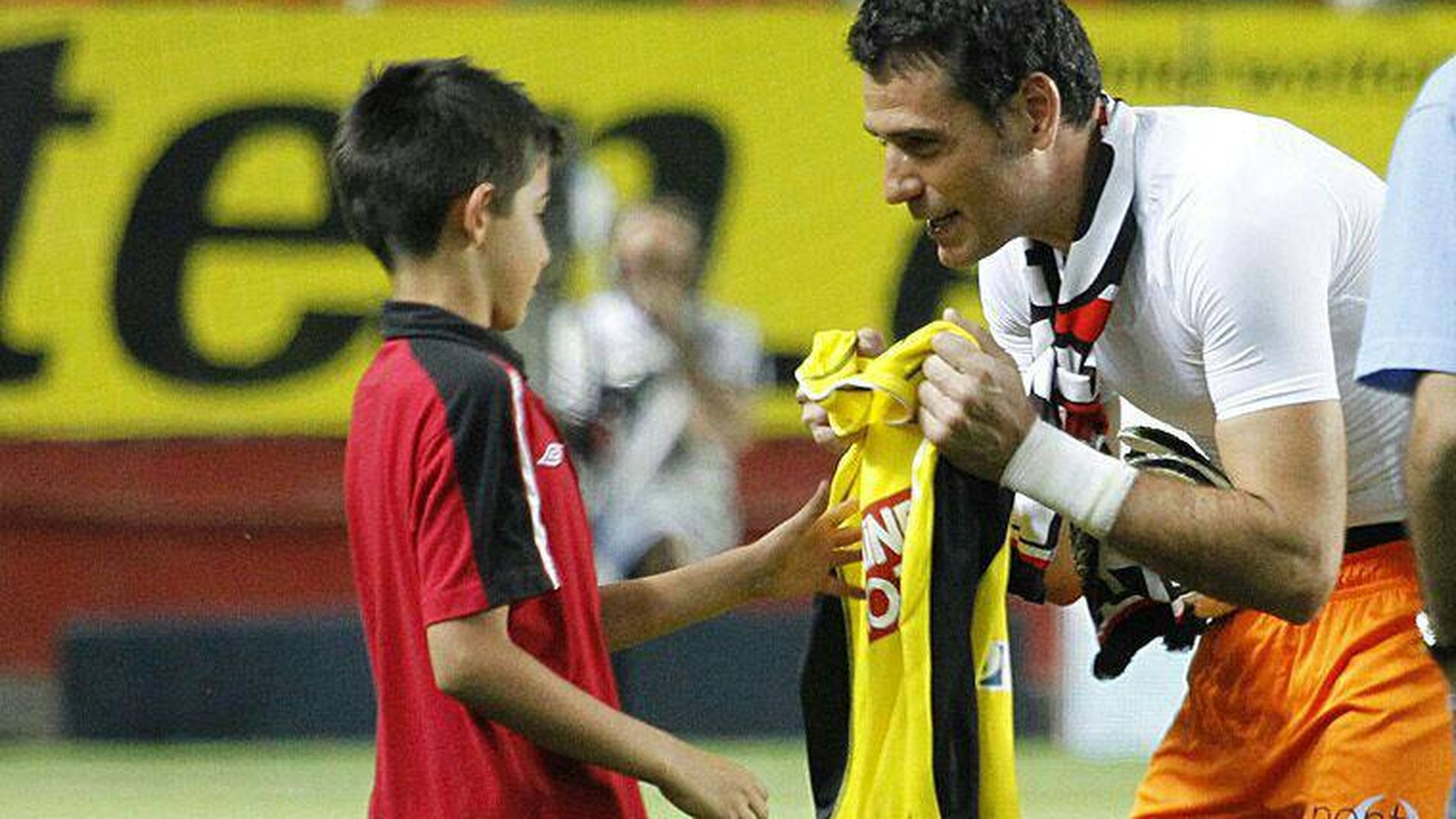 alberto_flores.jpg alberto_flores.jpg