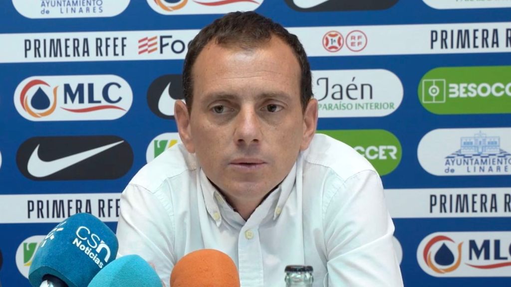 Alberto González se despide del Linares como paso previo a su llegada al Betis Deportivo