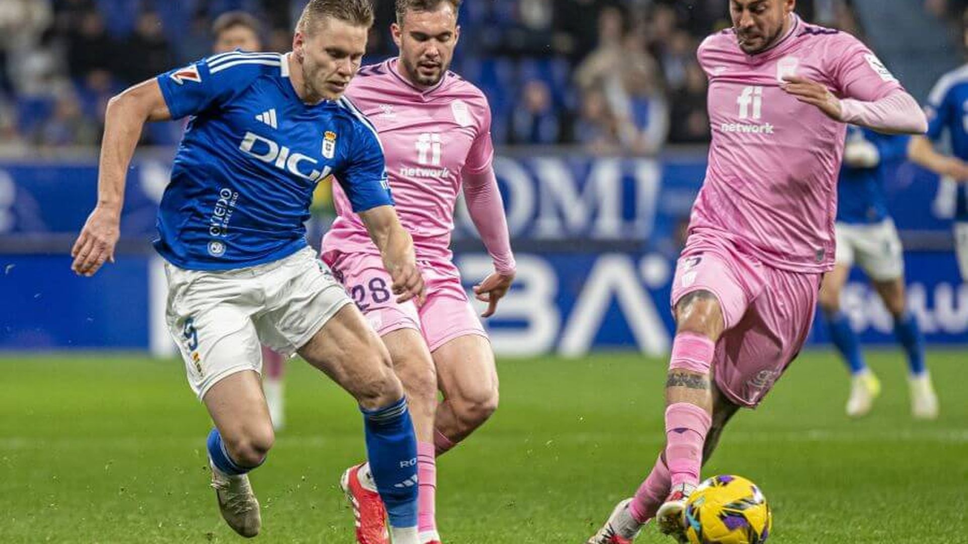 alemao_en_el_oviedo_eldense_001.jpeg alemao_en_el_oviedo_eldense_001.jpeg