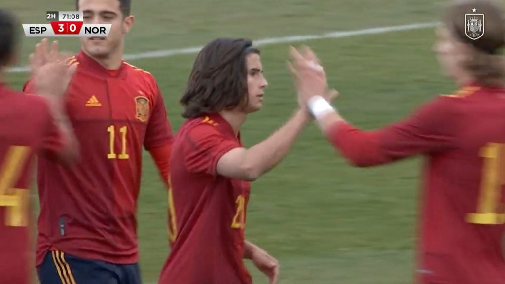 El juvenil del Málaga Álex Calvo debuta con gol con España sub 19