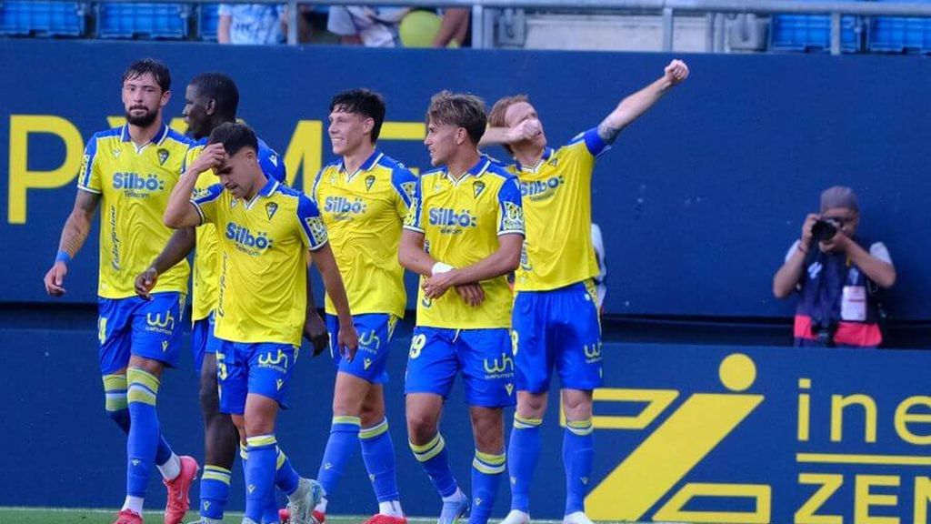 Cádiz 4-0 Huesca: resumen del partido