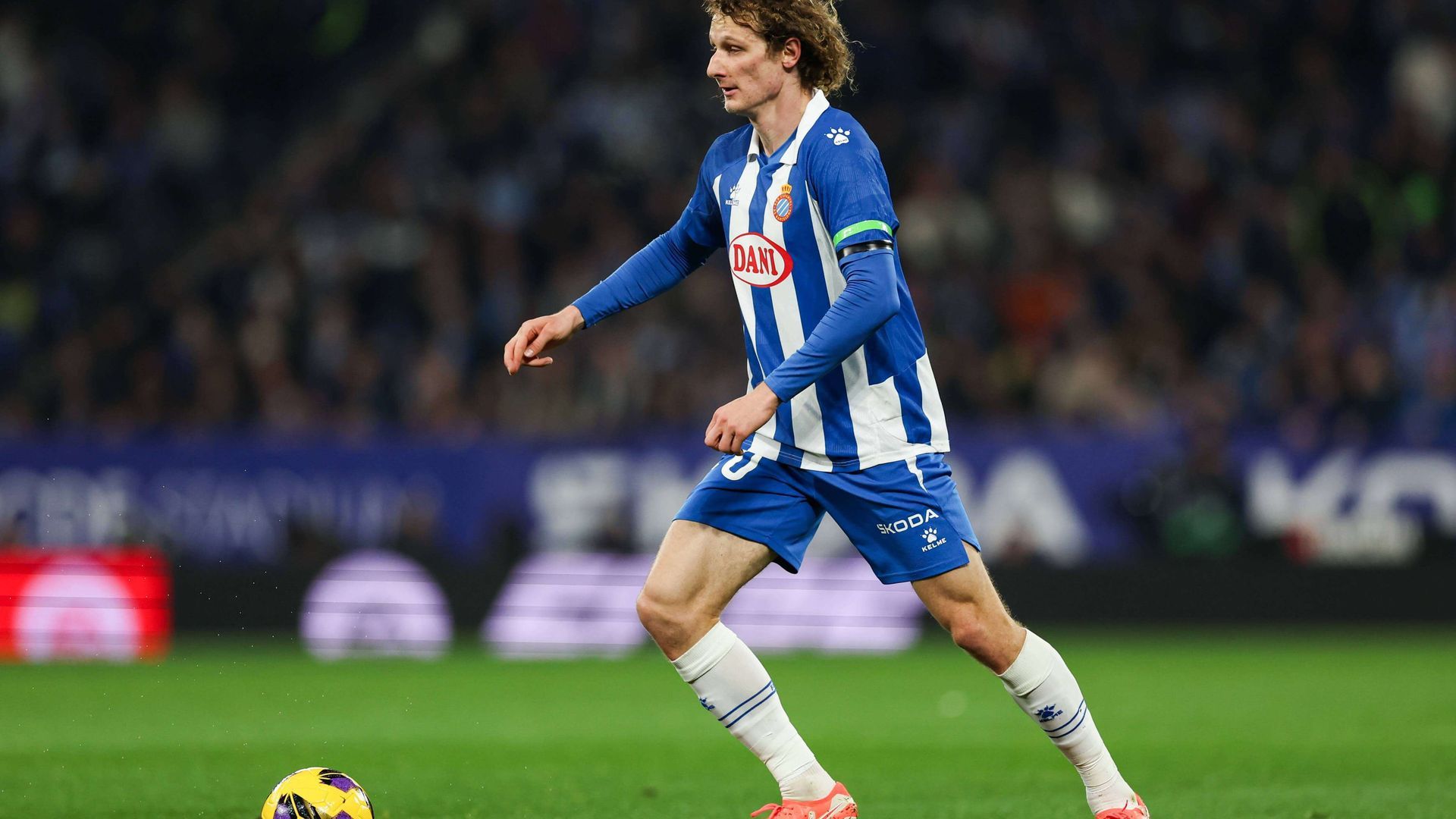 alex_kral_durante_un_partido_con_el_espanyol_foto_cordon_press_001.jpg alex_kral_durante_un_partido_con_el_espanyol_foto_cordon_press_001.jpg