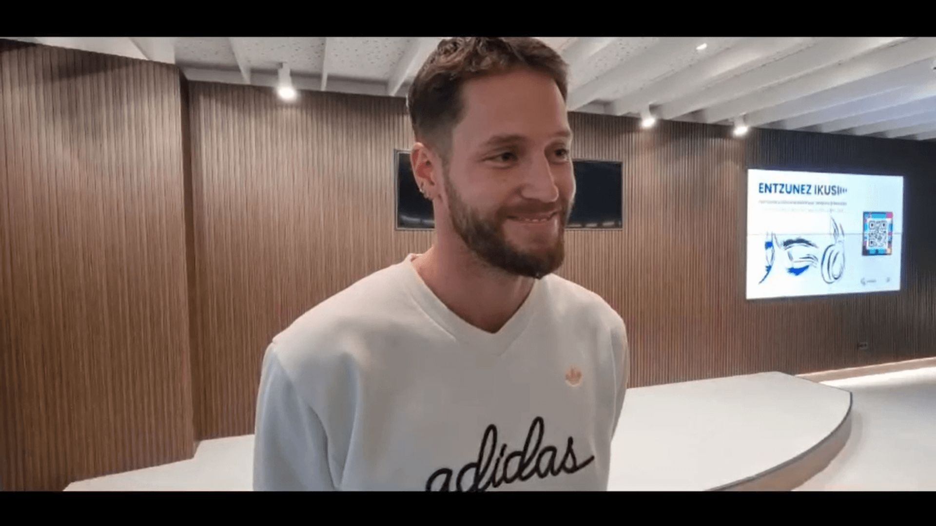 alex_remiro_002.png alex_remiro_002.png