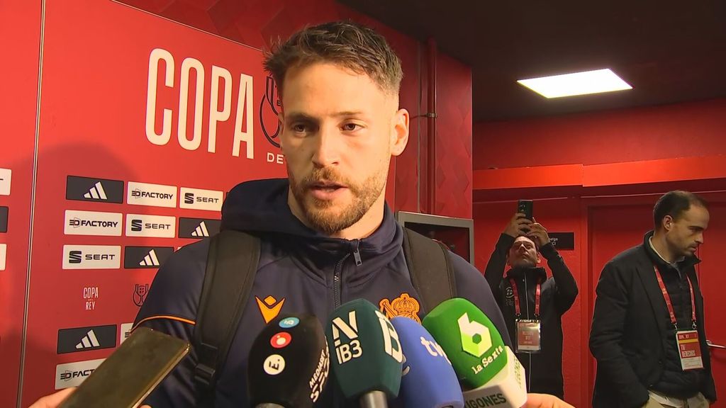 Álex Remiro, en zona mixta tras el encuentro en Son Moix